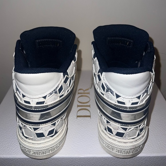 WALK’N’DIOR Sneakers - Picture 2 of 4